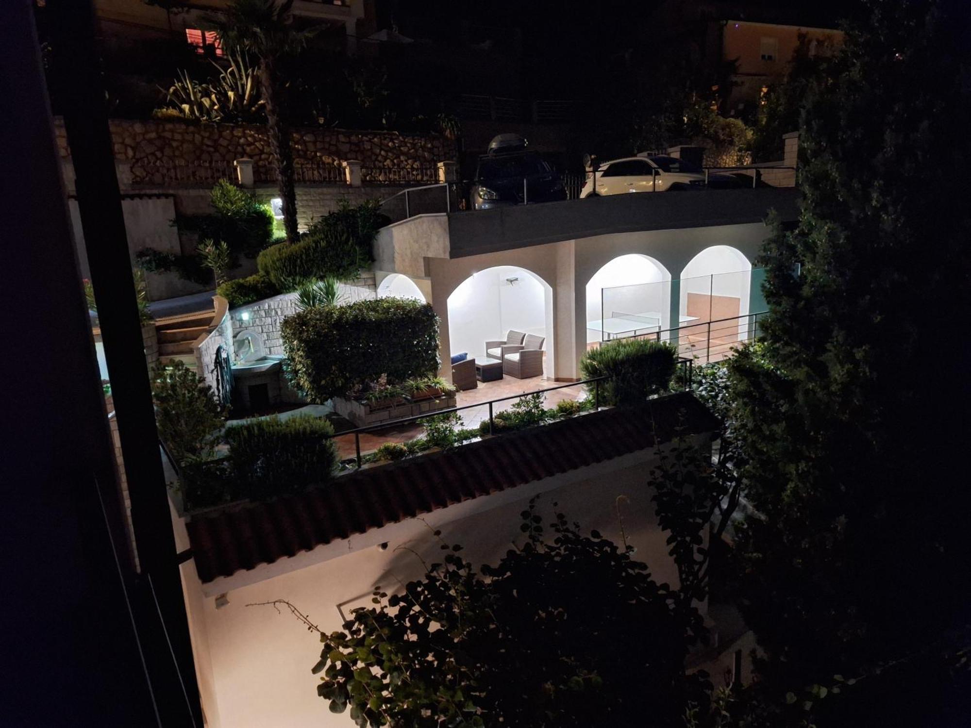 Villa Suzy-Apartments Suzana Lovran Bagian luar foto