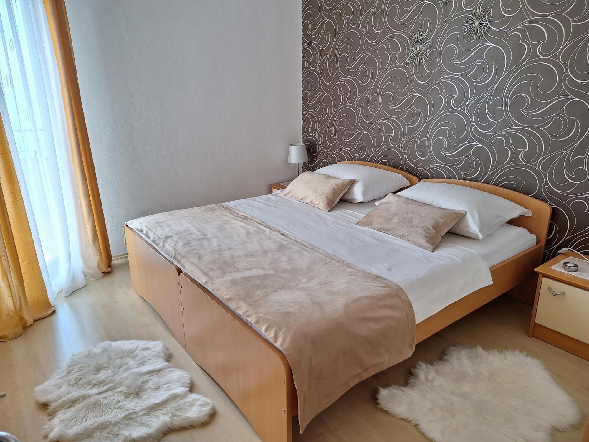 Villa Suzy-Apartments Suzana Lovran Bagian luar foto