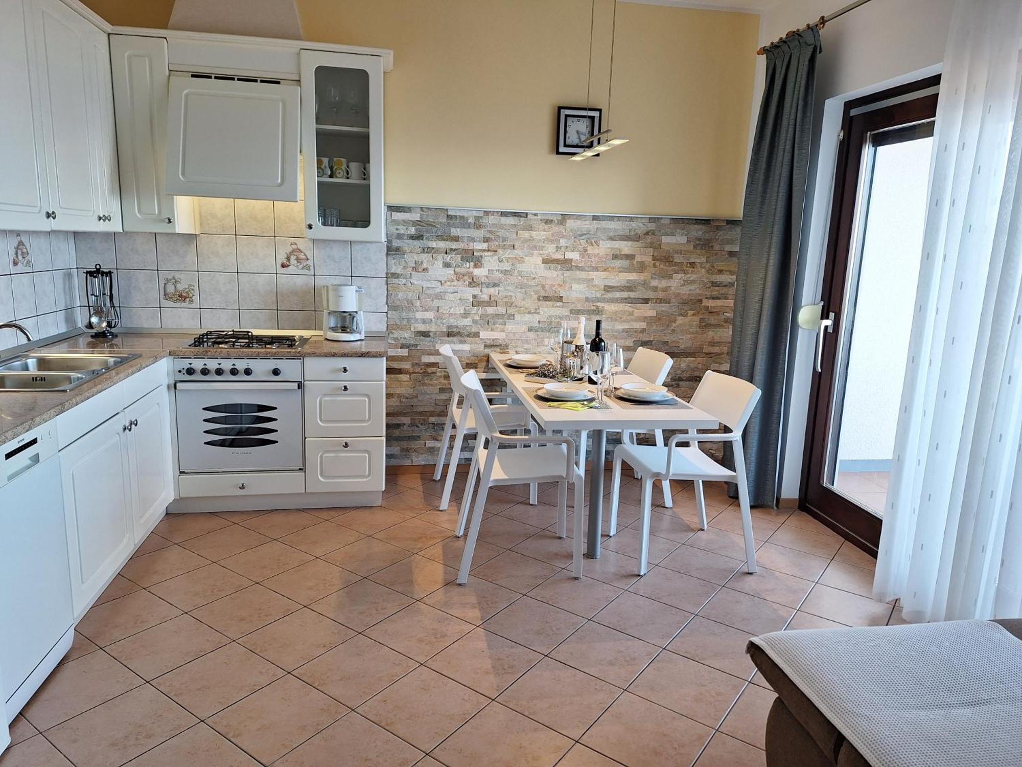 Villa Suzy-Apartments Suzana Lovran Bagian luar foto