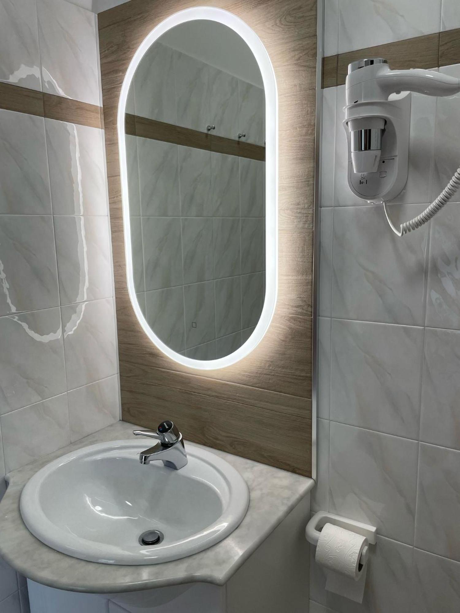 Villa Suzy-Apartments Suzana Lovran Bagian luar foto